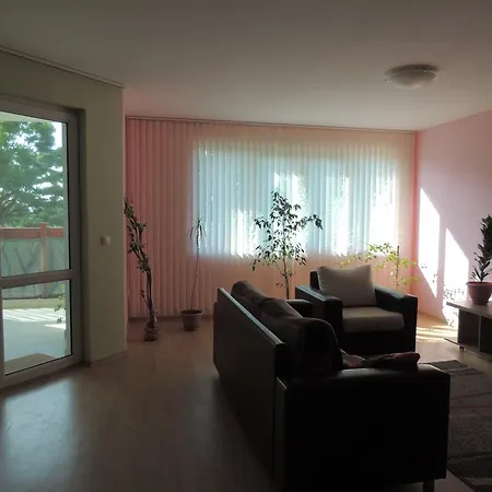 Большая Квартира В Варне Apartman Várna